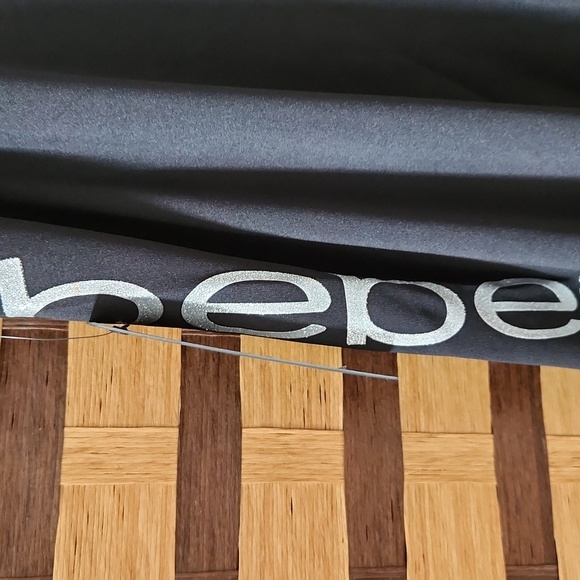 NWT!! BEBE LEGGINGS SILVER WRITING - Picture 5 of 11